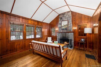 6 Alpine Rd in Cold Spring, NY - Building Photo - Building Photo