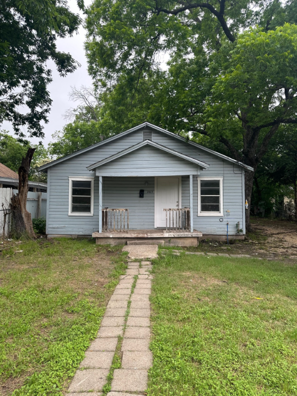 2413 Ross Ave in Waco, TX - Building Photo - Building Photo