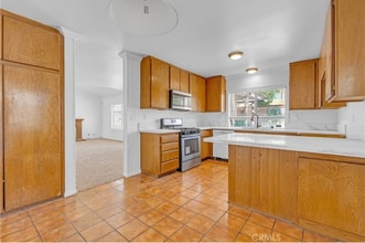 5533 Mission Way in City Of Commerce, CA - Building Photo - Building Photo