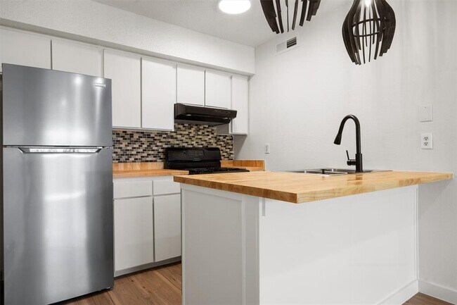 620 S 1st St in Austin, TX - Building Photo - Building Photo