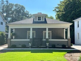 2114 Crescent Ave in Charlotte, NC - Building Photo