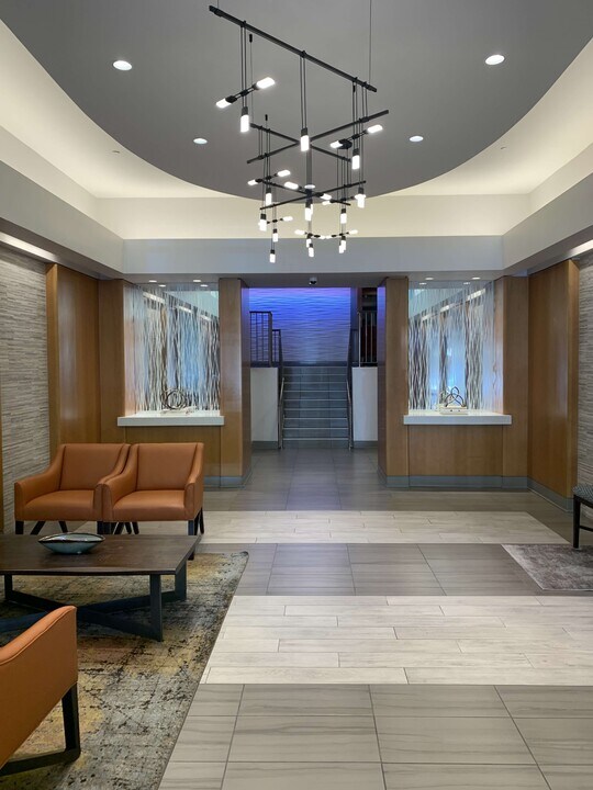 350 G St SW in Washington, DC - Building Photo