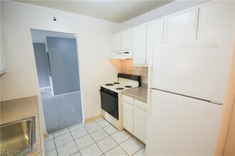 20333 Detroit Rd in Rocky River, OH - Building Photo - Building Photo