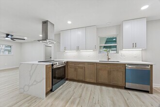 9627 Vilven Ln in Houston, TX - Building Photo - Building Photo