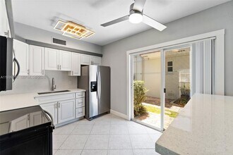 2508 Bay Dr in Pompano Beach, FL - Building Photo - Building Photo