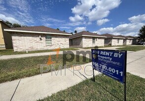 813 E Daffodil Ave in McAllen, TX - Building Photo