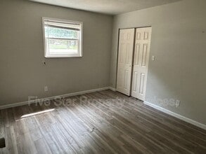 201 W Allen St in Springfield, IL - Building Photo - Building Photo