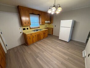 823 Bostian Rd in China Grove, NC - Building Photo - Building Photo