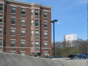 Liberty Place at Fort Lee in Fort Lee, NJ - Building Photo - Building Photo