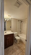4785 SW 62nd Ave in Davie, FL - Building Photo - Building Photo