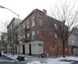 207-209 Franklin St in Brooklyn, NY - Building Photo