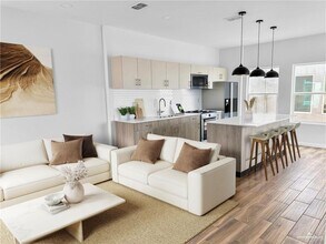 27 Tyler Ave in McAllen, TX - Building Photo - Building Photo