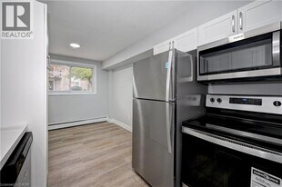 333 Garden St in Cambridge, ON - Building Photo