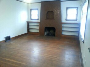 204 NE Going St in Portland, OR - Foto de edificio - Building Photo
