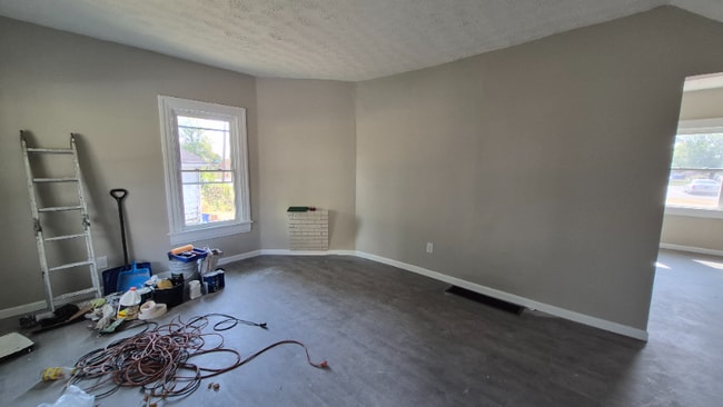 912 Riverview Terrace in Dayton, OH - Building Photo - Building Photo