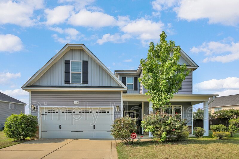 249 Ladden Ln in Raeford, NC - Building Photo