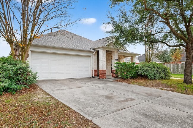 property at 2114 Thorn Berry Creek Ln