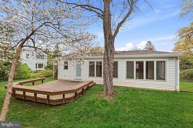 1322 Cordelia Ct in McLean, VA - Building Photo - Building Photo