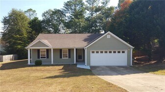 3113 Waterford Ct in Woodstock, GA - Building Photo