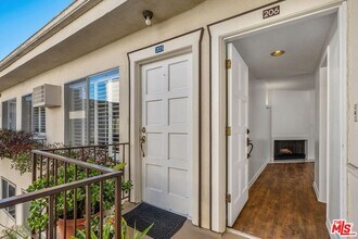 1951 Malcolm Ave in Los Angeles, CA - Building Photo - Building Photo