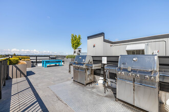 Arabella Apartment Homes II in Shoreline, WA - Foto de edificio - Building Photo