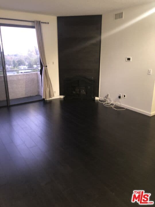 property at 1951 Pelham Ave