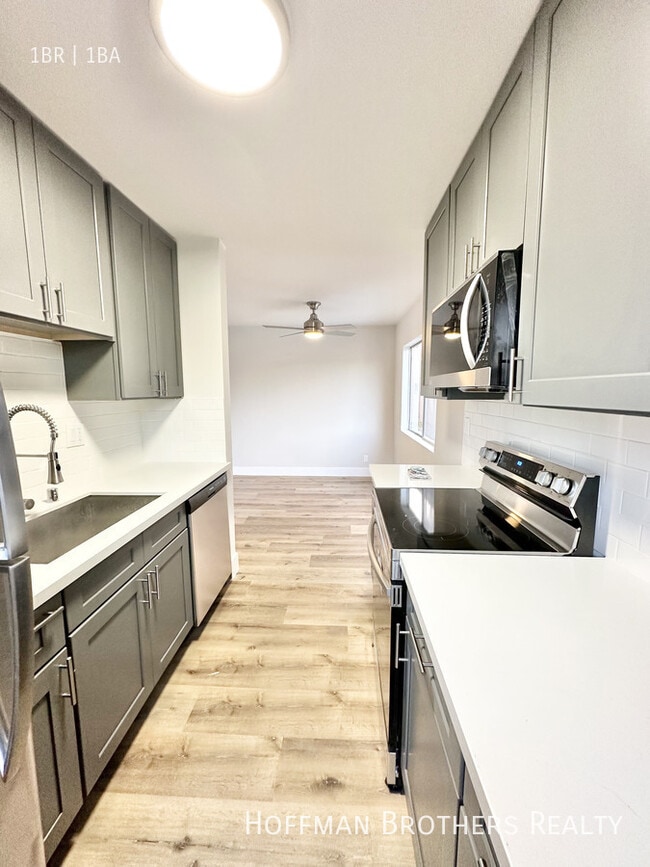 980 Menlo Ave