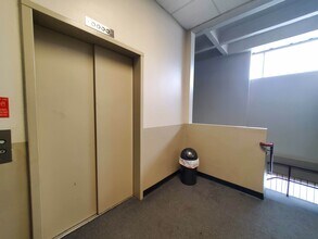 211 10th St in Oakland, CA - Building Photo - Building Photo