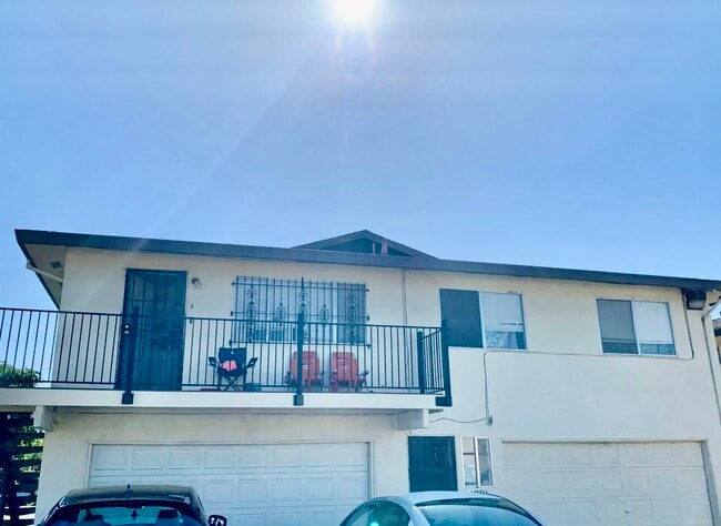 1331 Pinetree Dr, Unit Pinetree in Stockton, CA - Foto de edificio - Building Photo