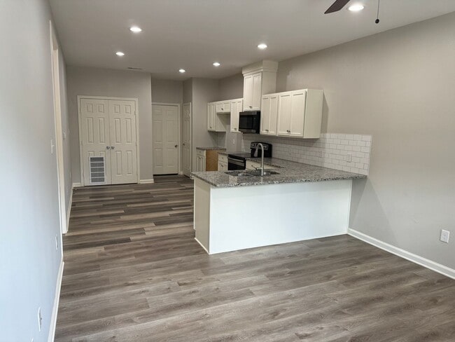 11682 State Hwy 64 in Tyler, TX - Building Photo - Building Photo