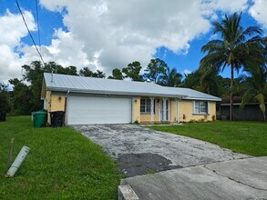 253 SE Verada Ave in Port St. Lucie, FL - Building Photo - Building Photo