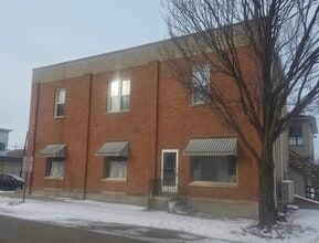 1 Main St in Union, IL - Building Photo - Building Photo