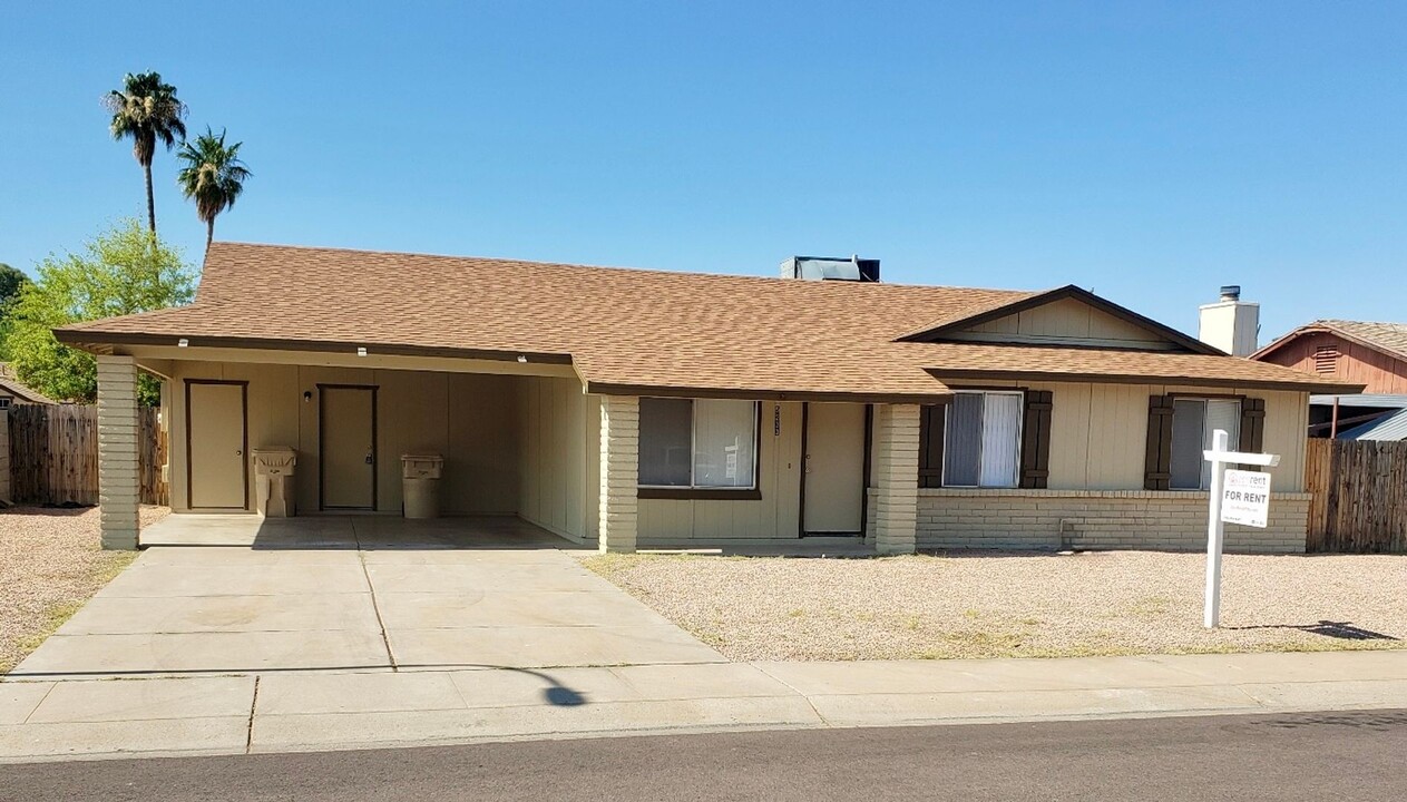 5233 W Altadena Ave in Glendale, AZ - Building Photo