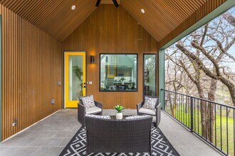 1205 Perez St in Austin, TX - Building Photo - Building Photo