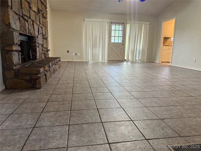 2829 S 137th E Ave in Tulsa, OK - Building Photo - Building Photo