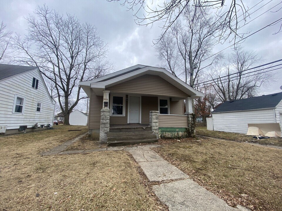 3316 Plaza Dr in Fort Wayne, IN - Building Photo