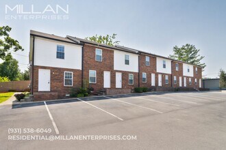 1660 Baltimore Dr. in Clarksville, TN - Building Photo - Interior Photo