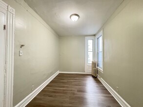 118 Ridgewood Ave, Unit 2 in Newark, NJ - Building Photo - Building Photo