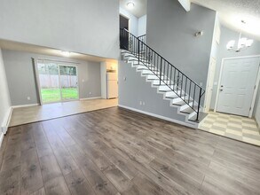 3622 159th Street Ct E in Tacoma, WA - Foto de edificio - Building Photo