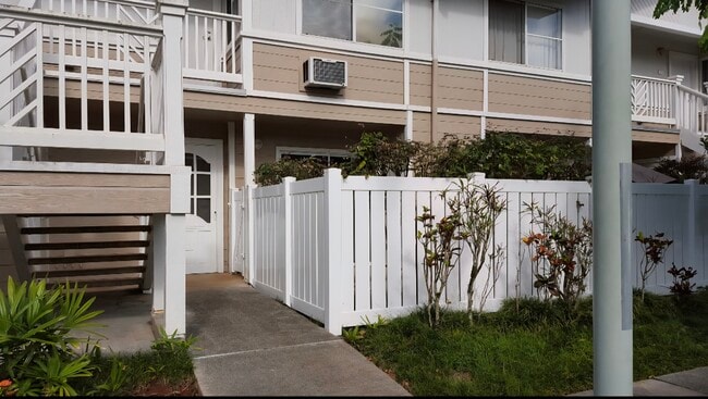 95-1001 Kaapeha St, Unit #5 in Mililani, HI - Building Photo - Building Photo