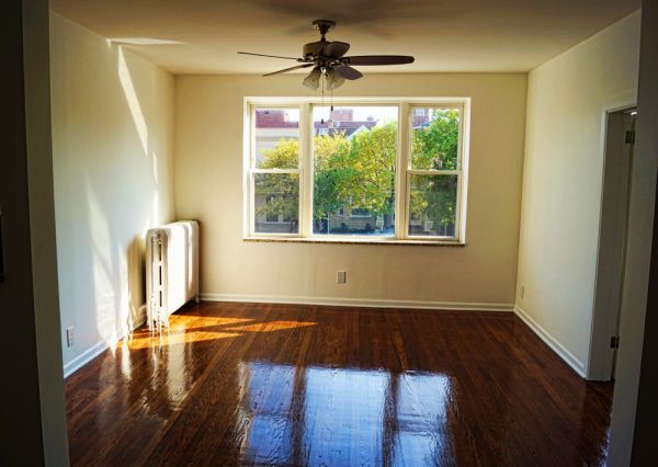 3714 W Irving Park Rd, Unit 2 ND FLR in Chicago, IL - Building Photo