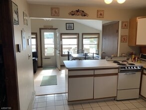 703 N Lake Shore Dr in West Milford, NJ - Building Photo - Building Photo