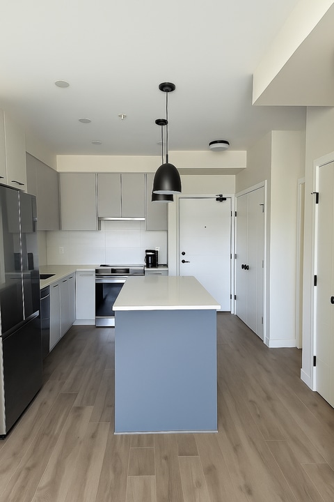 8117 200A St in Langley, BC - Building Photo