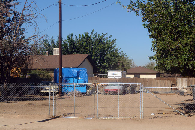 16260 Orange St in Hesperia, CA - Foto de edificio - Building Photo