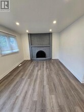 2602 Chisholm Ct in Mississauga, ON - Building Photo - Building Photo