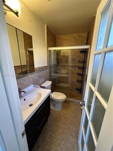 5209 Cleveland St in Hollywood, FL - Building Photo - Building Photo