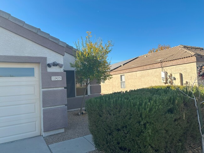 11905 W Maui Ln in El Mirage, AZ - Building Photo - Building Photo