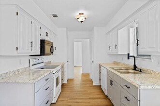 2604 Danny Ln in Farmers Branch, TX - Building Photo - Building Photo