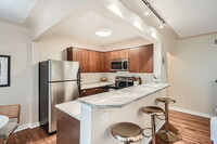 636 N Washington St, Unit 204 in Denver, CO - Building Photo - Building Photo