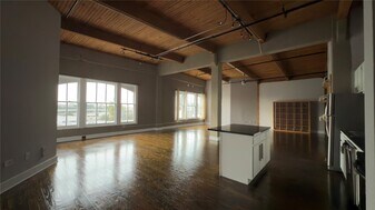 711 William St in Houston, TX - Building Photo